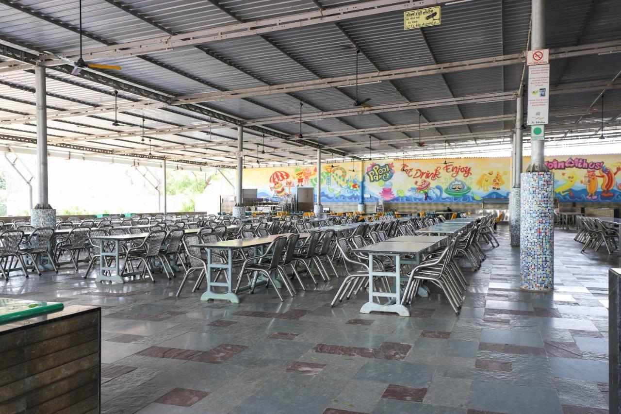 Capital O 49279 Chhab Chhaba Chhab Water Fun Park & Resort Damka 외부 사진
